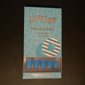 Capri blue red aspen nail dashes